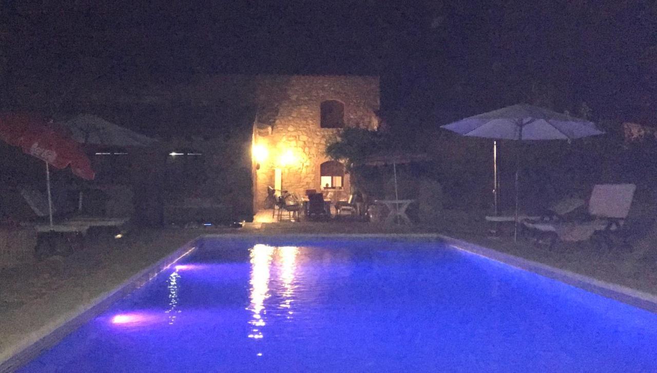 Casa - Apartamento Rural La Tahona Del Abuelo Plasenzuela Bagian luar foto