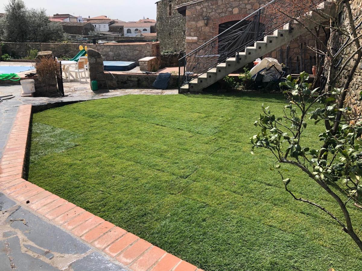 Casa - Apartamento Rural La Tahona Del Abuelo Plasenzuela Bagian luar foto