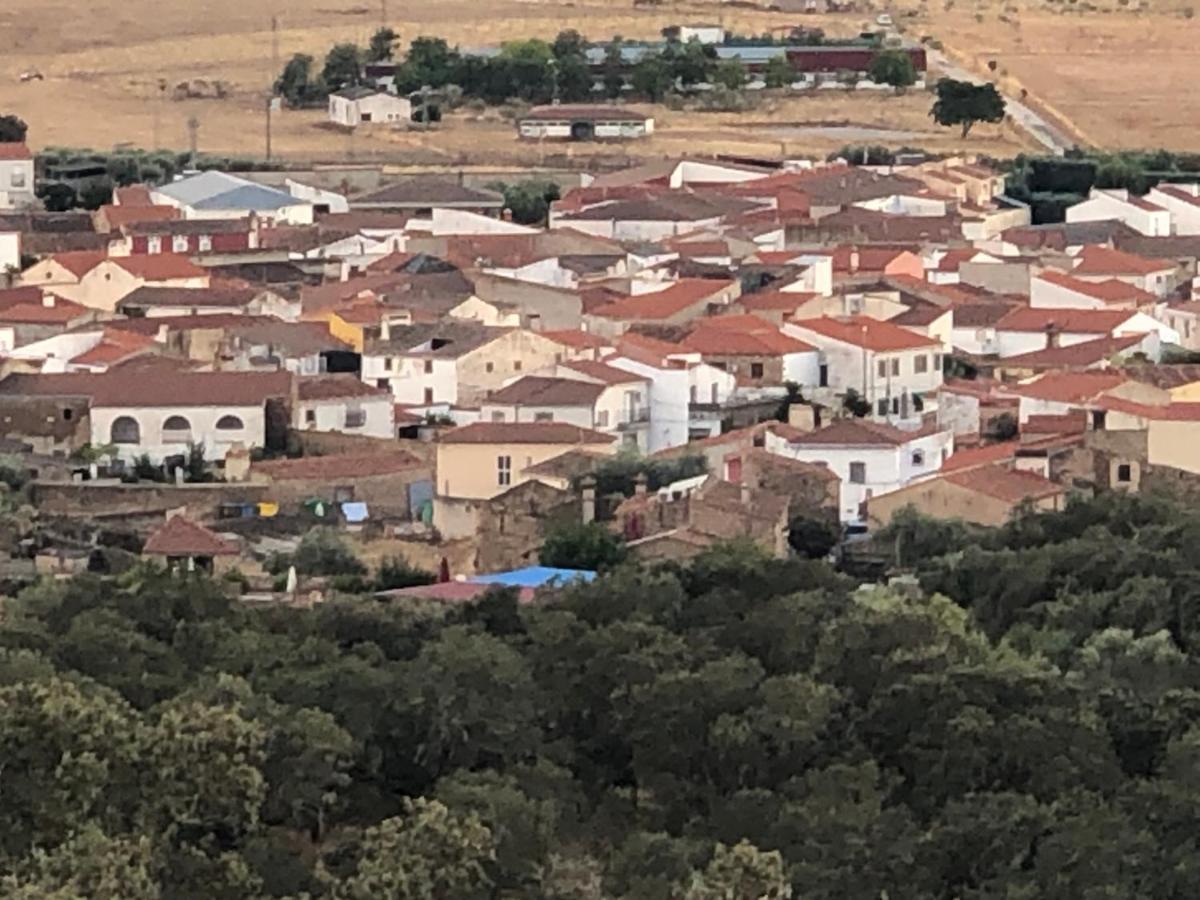 Casa - Apartamento Rural La Tahona Del Abuelo Plasenzuela Bagian luar foto